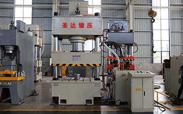 四柱液壓機(jī)價格因素有哪些？